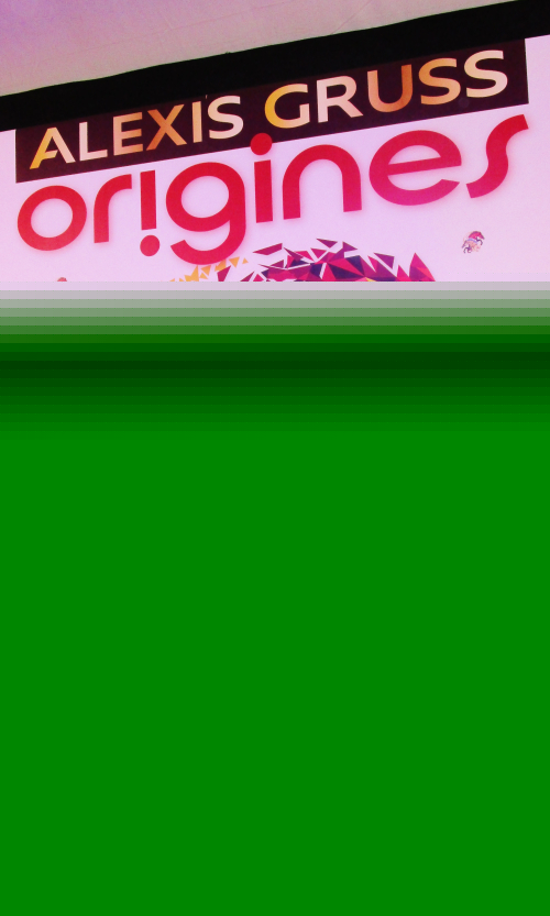 Origines gruss emma bass artiste influenceuse